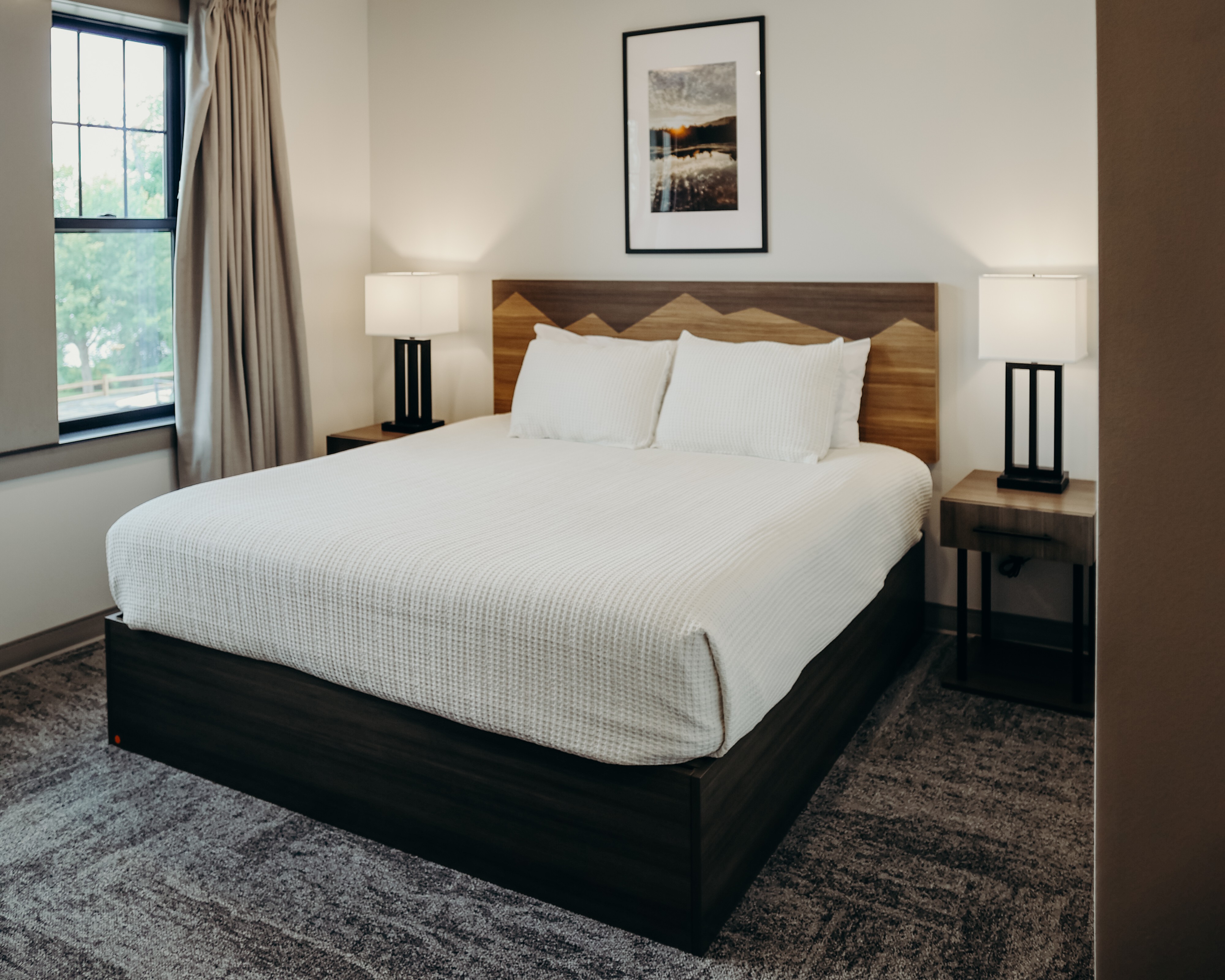 Pharaoh Mountain Lodge